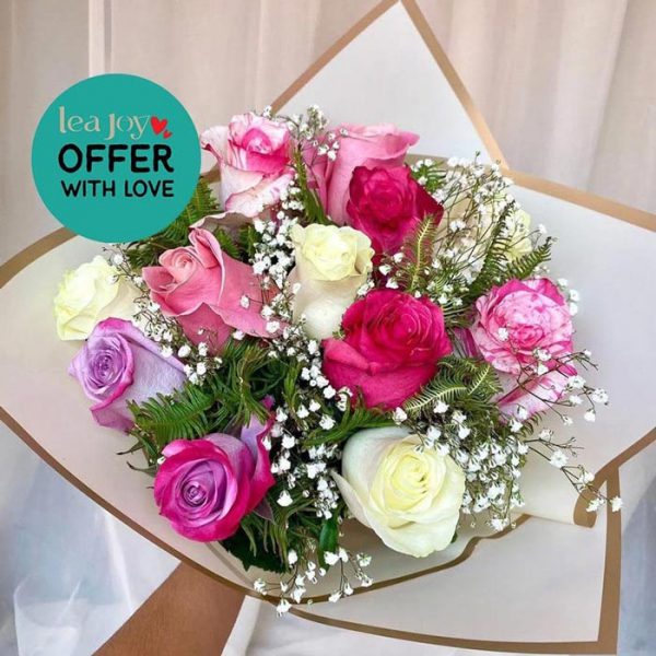 Bouquet-de-Roses-Variées-–-Cadeau-Fleuri-&-Élégant